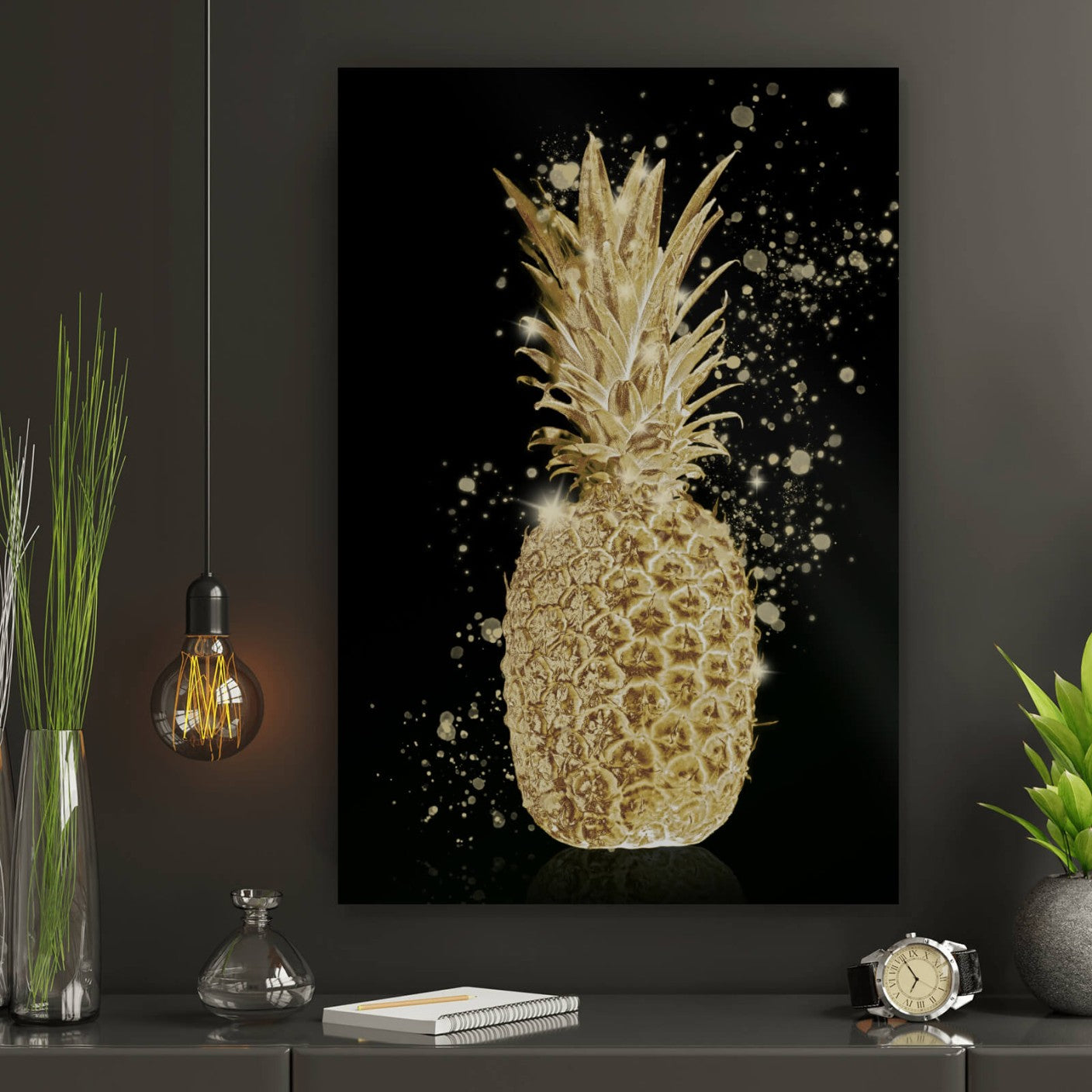 Leinwandbild Edle goldene Ananas Hochformat