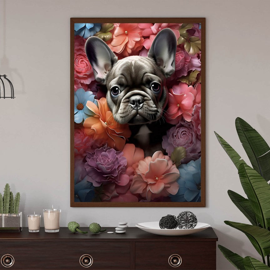 Poster Französische Bulldogge umgeben von Blumen Hochformat