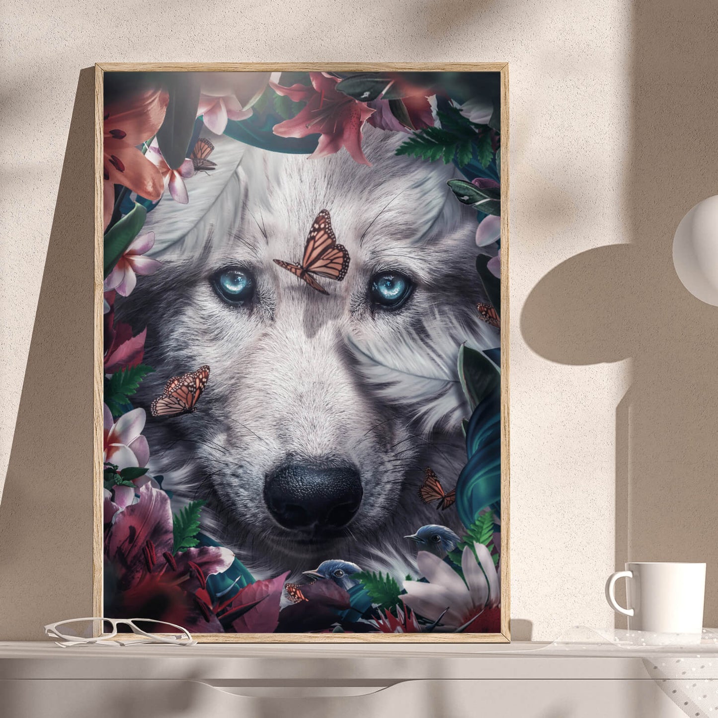 Poster Wolfgesicht mit Blumen Hochformat