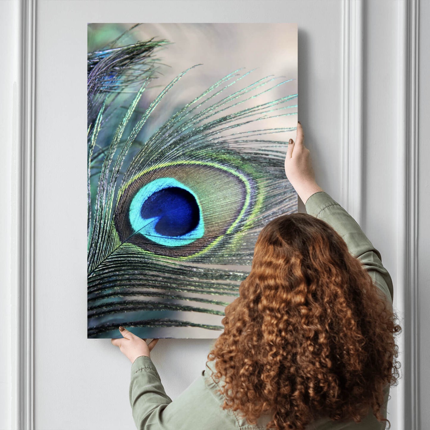 Leinwandbild Feder eines Pfauen Hochformat