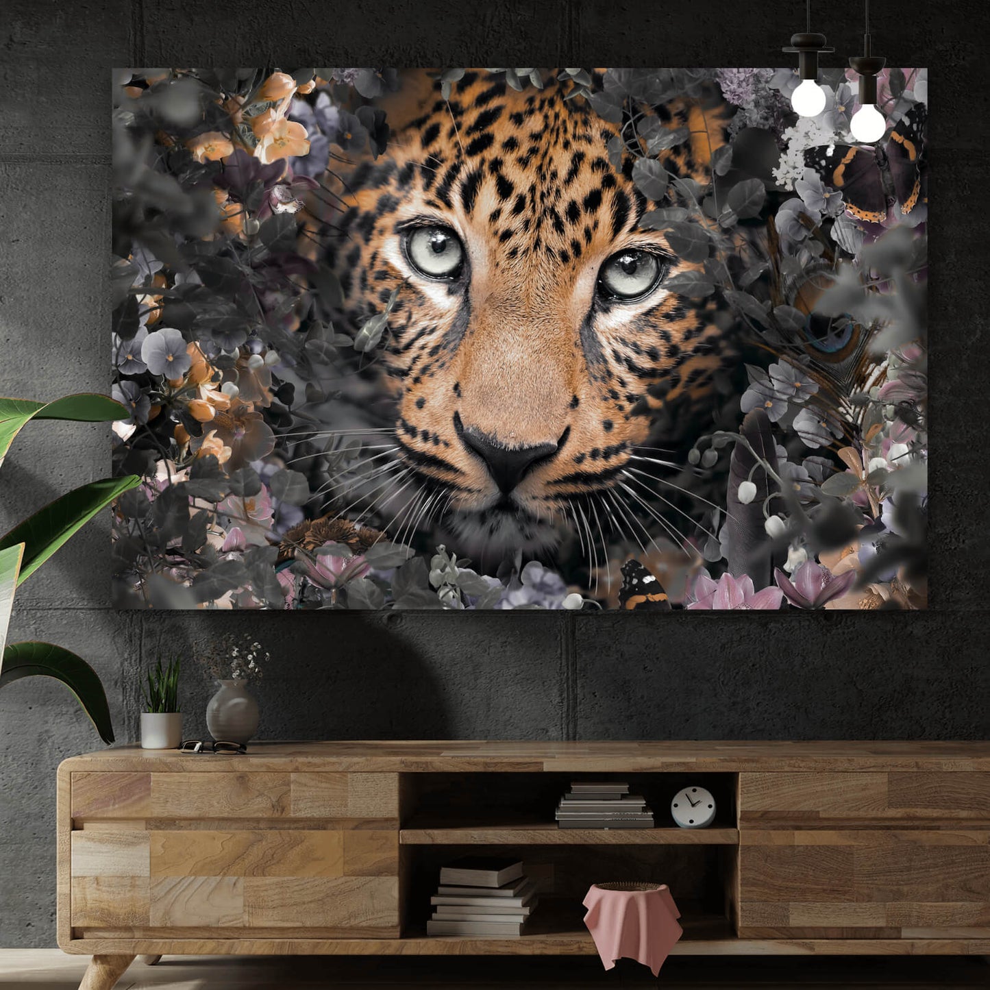 Leinwandbild Leopard in Blumen Querformat