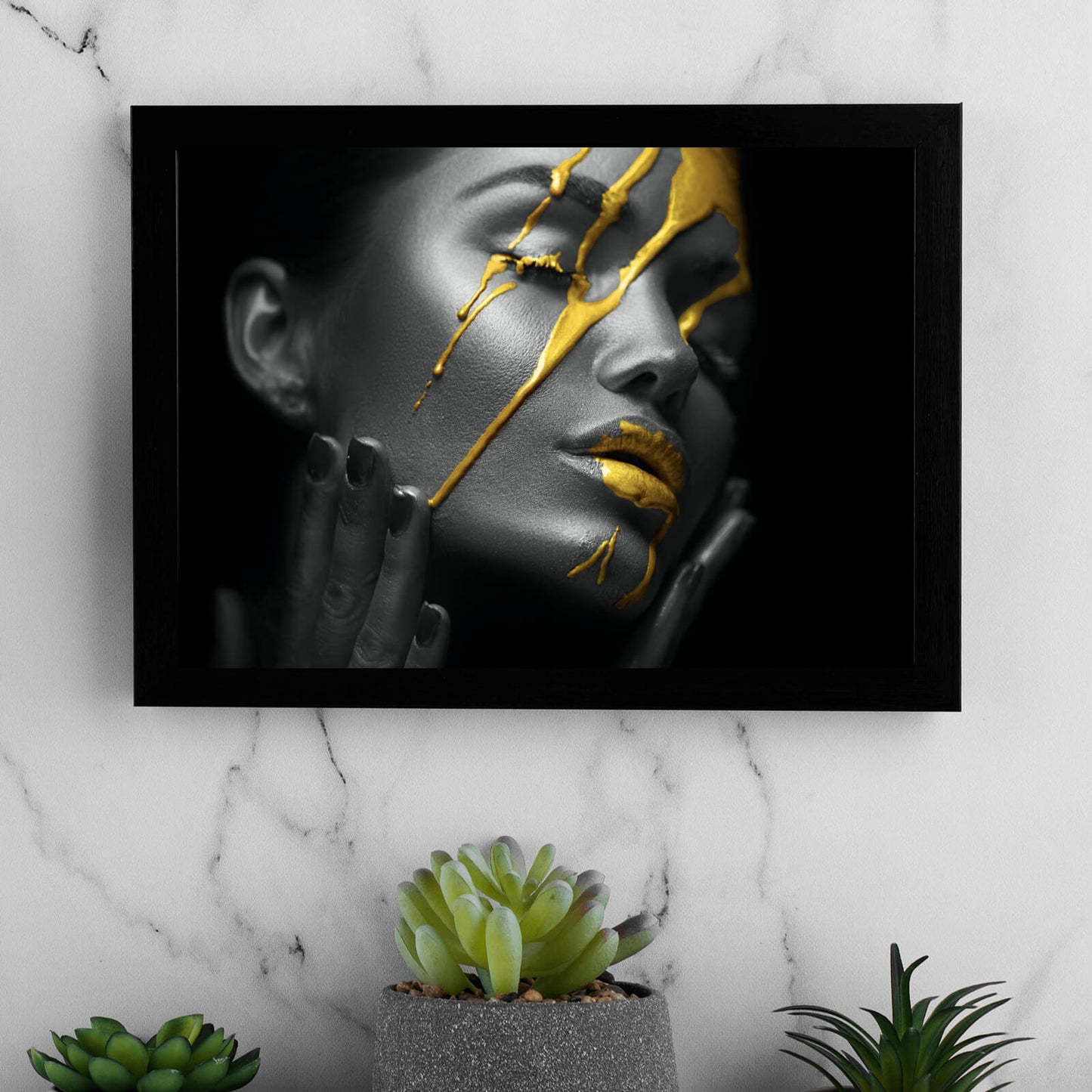 Poster Frauengesicht mit Gold Querformat