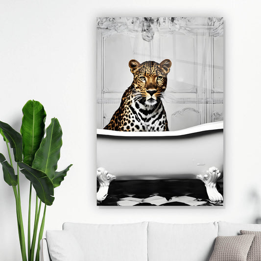 Acrylglasbild Leopard in der Badewanne Hochformat