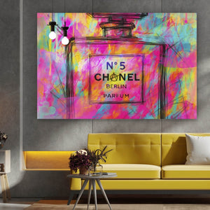 Leinwandbild Abstrakter Flacon eines Luxusparfums Querformat