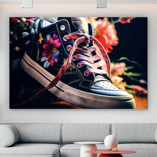 Leinwandbild Jeans Sneaker mit Blumen verziert Querformat