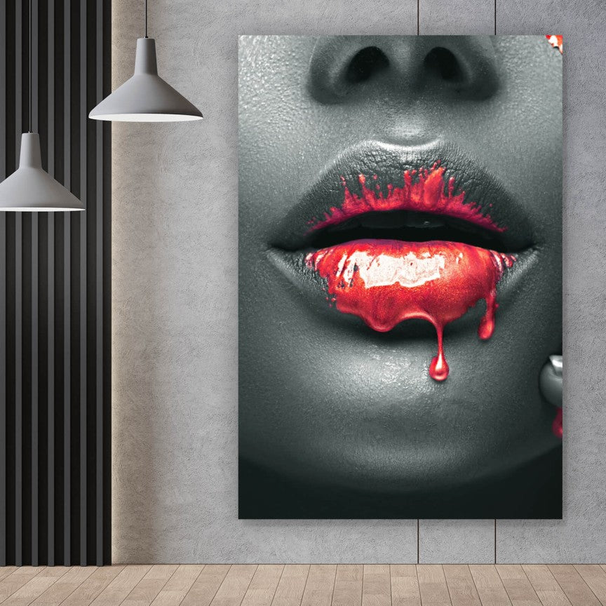 Leinwandbild Rote sinnliche Lippen Hochformat