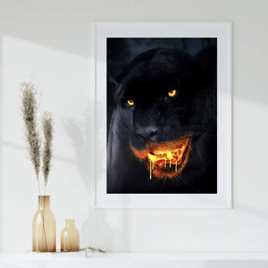 Poster Black Panther mit leutendem Maul Hochformat