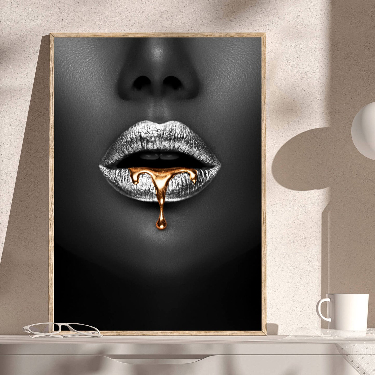 Posters Lippen mit Gold und Silber Hochformat